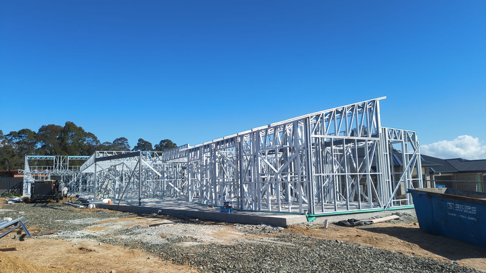 Structural Steel Wall & Roof Truss Assembly